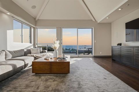 2372 Oxford Ave Cardiff By The Sea CA 92007