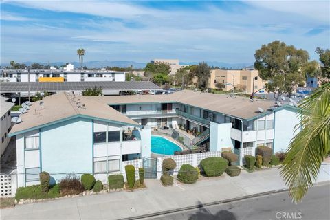 561 E 64th Long Beach CA 90805