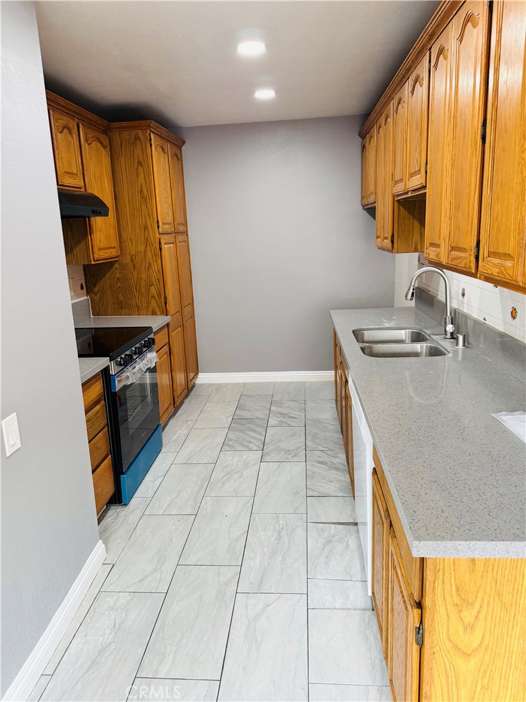 212 S Kraemer Boulevard 1212
