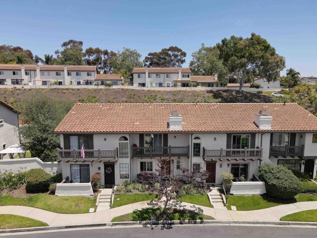 6854 Maple Leaf Dr DR, Carlsbad CA 92011