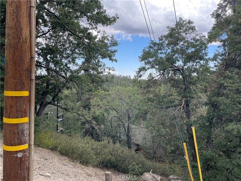 Photo of 33462 Angeles Drive, Green Valley Lake, CA 92341 (MLS # JT25268222)