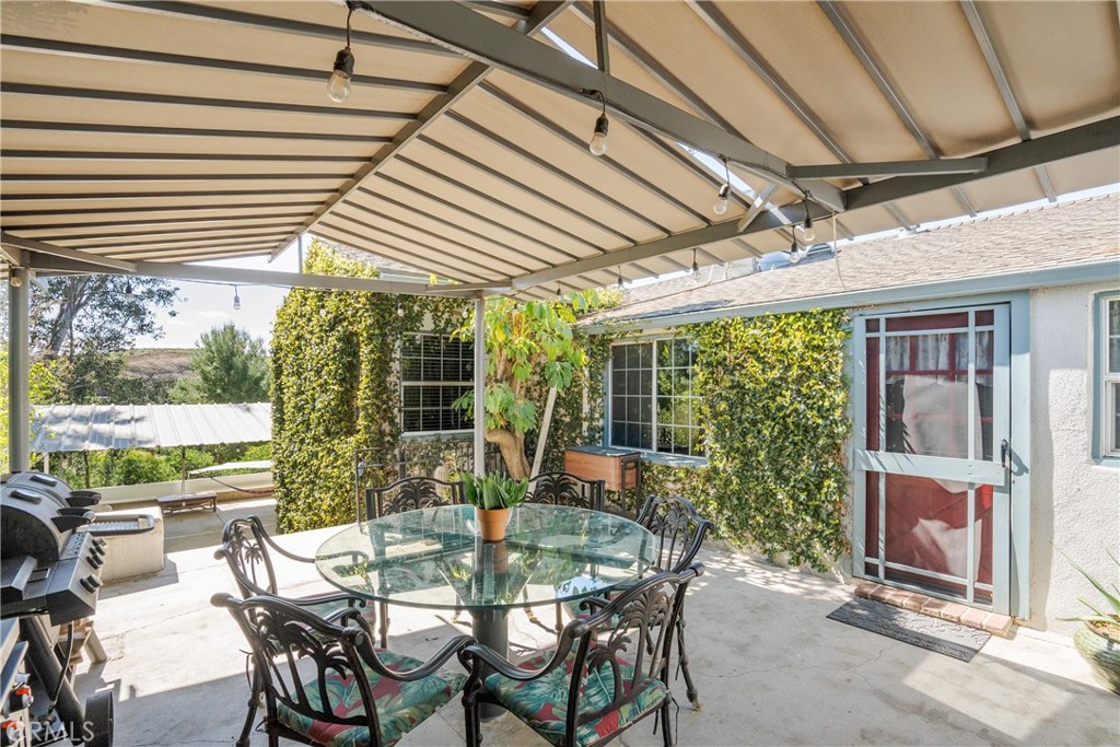 Riverside, California, 92506, United States, 4 Bedrooms Bedrooms, ,4 BathroomsBathrooms,Residential,Active,2041565