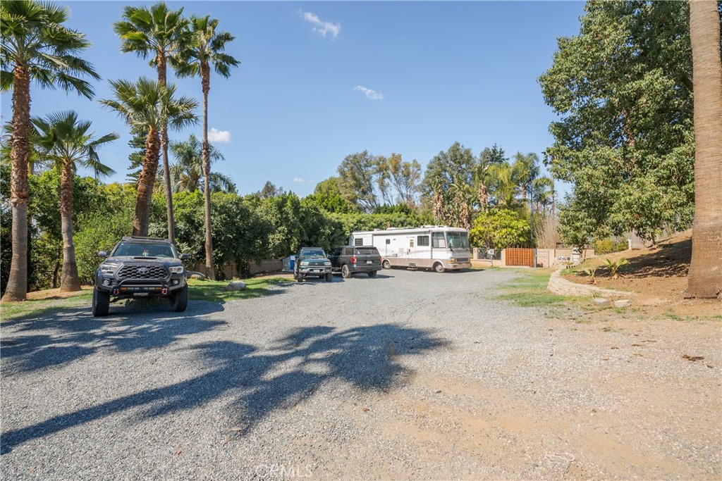 Riverside, California, 92506, United States, 4 Bedrooms Bedrooms, ,4 BathroomsBathrooms,Residential,Active,2041565