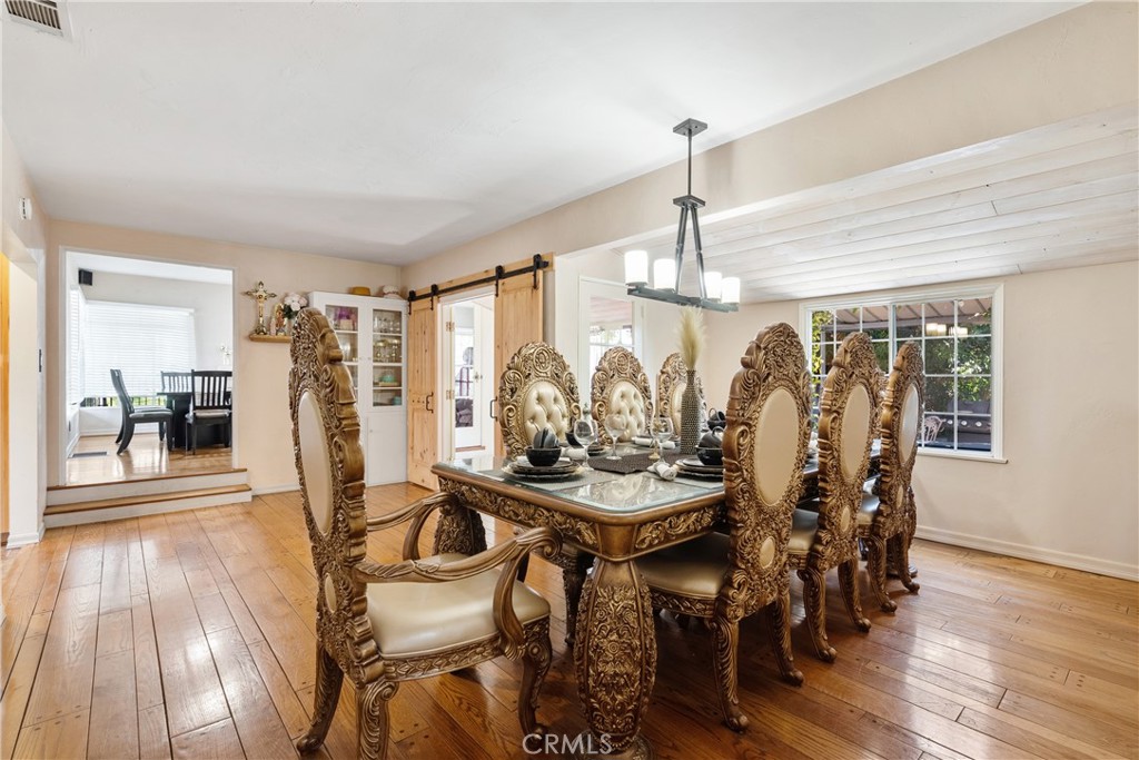 Riverside, California, 92506, United States, 4 Bedrooms Bedrooms, ,4 BathroomsBathrooms,Residential,Active,2041565