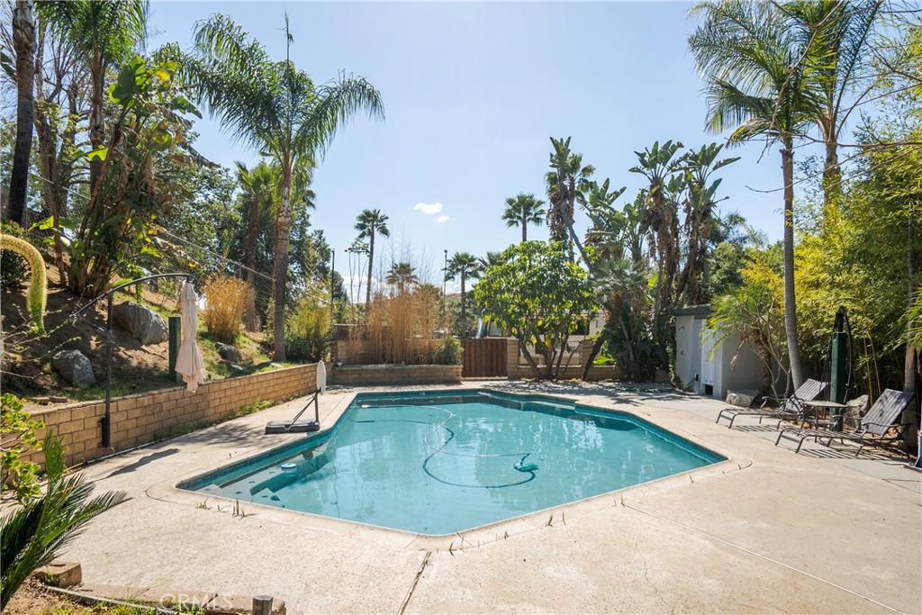 Riverside, California, 92506, United States, 4 Bedrooms Bedrooms, ,4 BathroomsBathrooms,Residential,Active,2041565