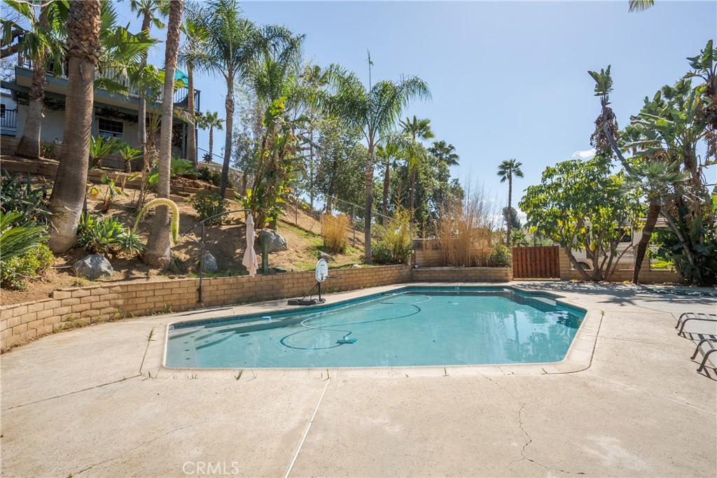 Riverside, California, 92506, United States, 4 Bedrooms Bedrooms, ,4 BathroomsBathrooms,Residential,Active,2041565