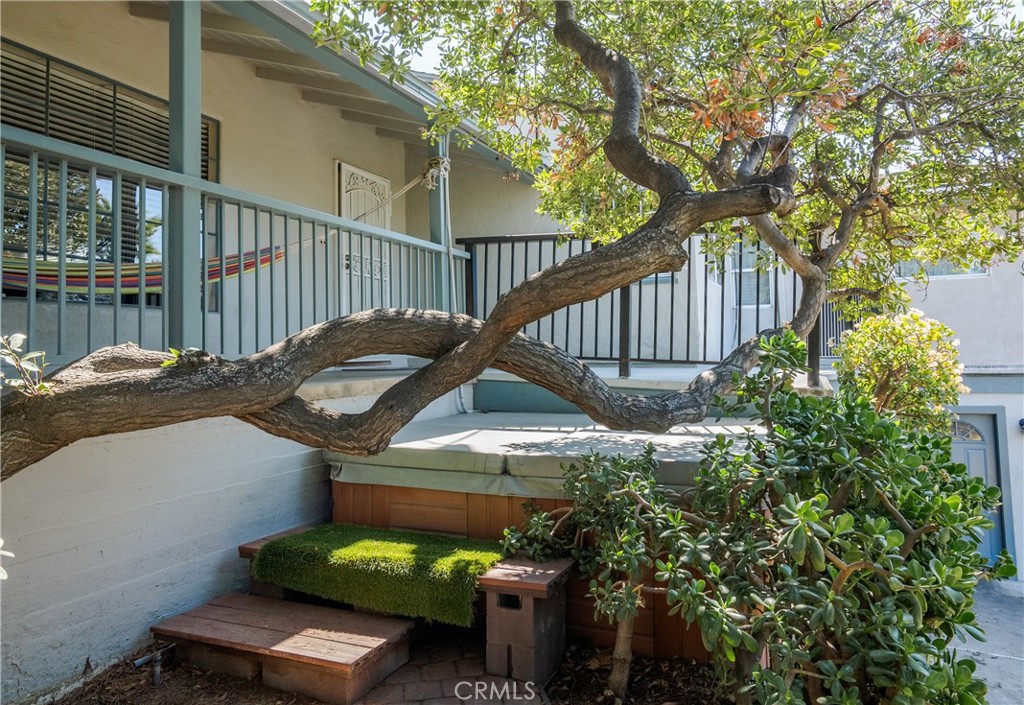 Riverside, California, 92506, United States, 4 Bedrooms Bedrooms, ,4 BathroomsBathrooms,Residential,Active,2041565