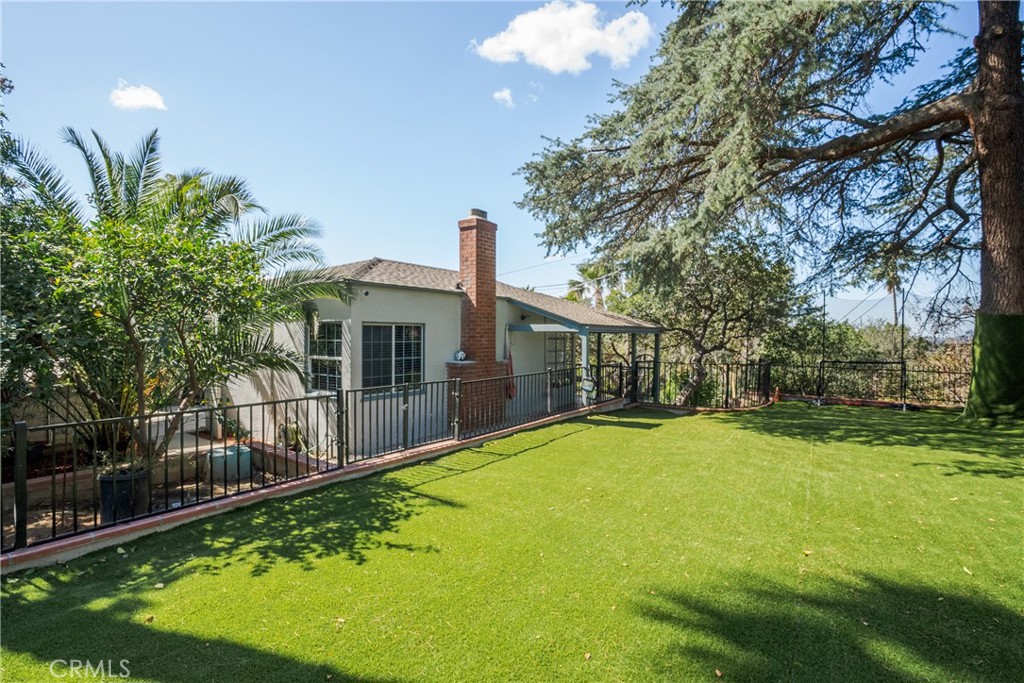 Riverside, California, 92506, United States, 4 Bedrooms Bedrooms, ,4 BathroomsBathrooms,Residential,Active,2041565