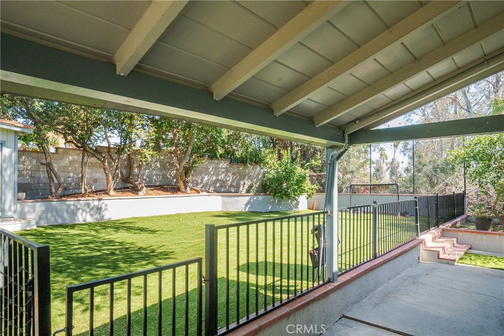 Riverside, California, 92506, United States, 4 Bedrooms Bedrooms, ,4 BathroomsBathrooms,Residential,Active,2041565