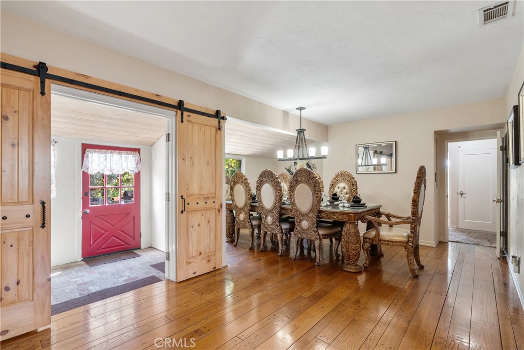 Riverside, California, 92506, United States, 4 Bedrooms Bedrooms, ,4 BathroomsBathrooms,Residential,Active,2041565