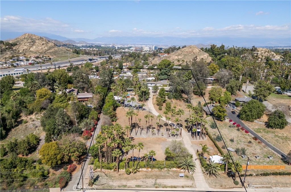 Riverside, California, 92506, United States, 4 Bedrooms Bedrooms, ,4 BathroomsBathrooms,Residential,Active,2041565