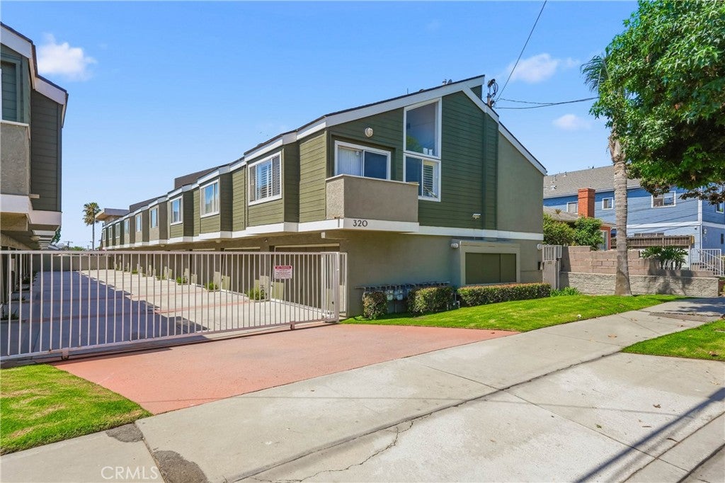 324 E Plymouth Street 21, Inglewood CA 90302