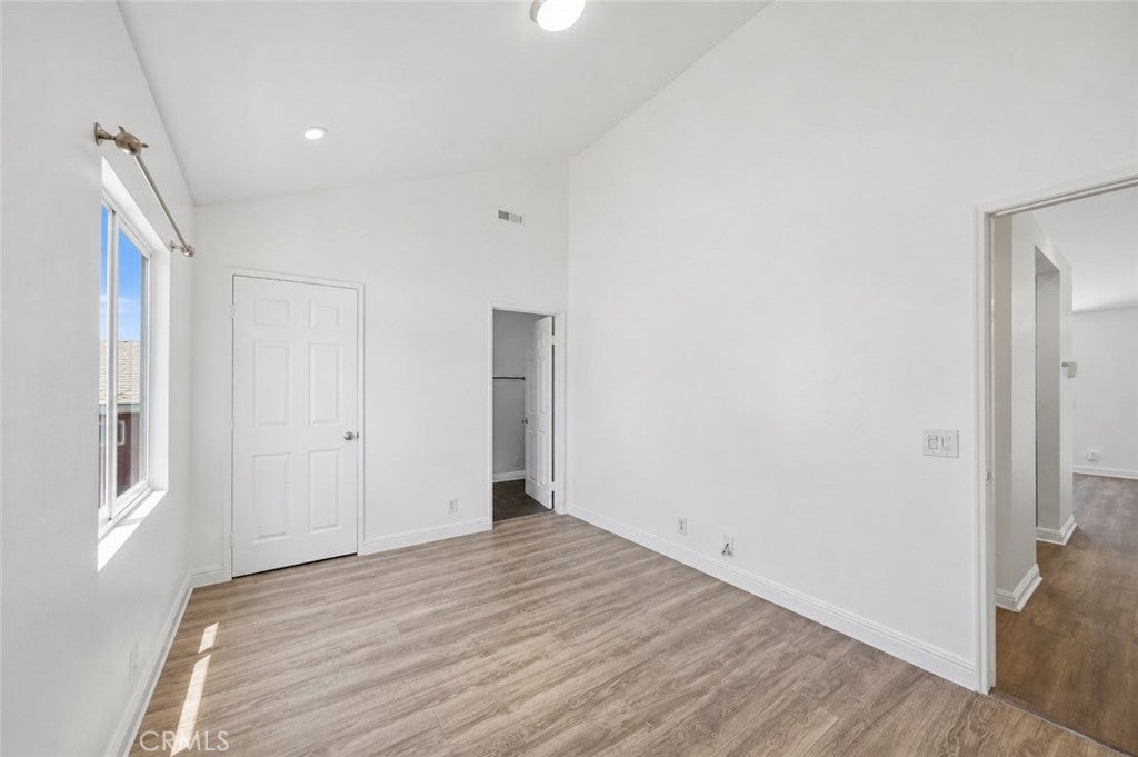 324 E Plymouth Street 21