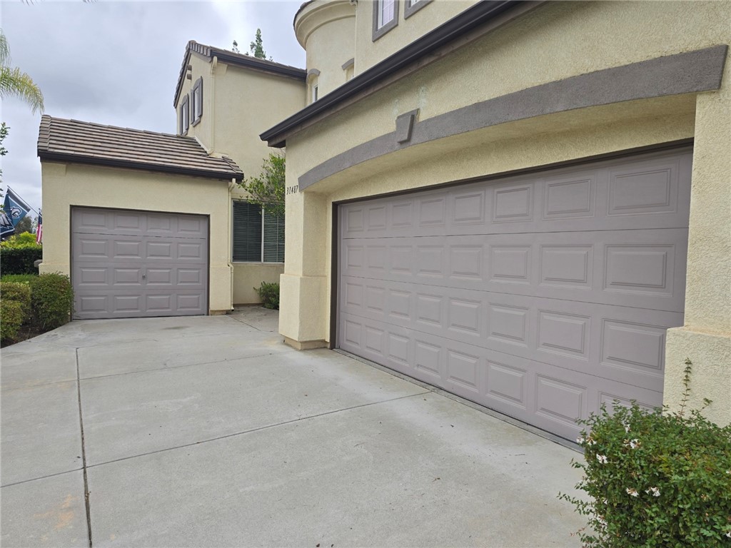 31487 River Rock Ct