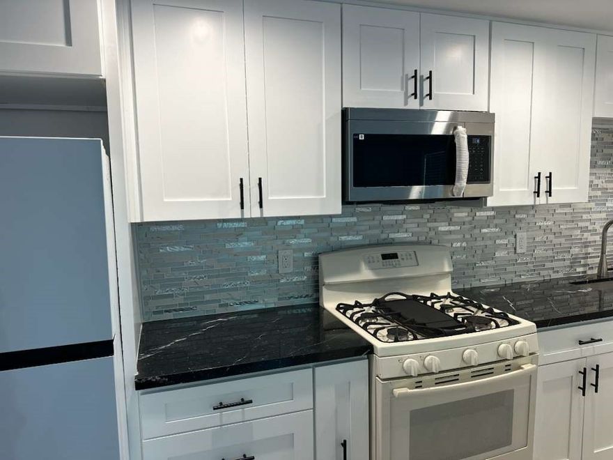 For Rent: Brand-New 1-Bedroom ADU
Discover this beautiful, newly built one-bedroom ADU with modern finishes and full amenities. This private unit features a spacious living area, fully equipped kitchen with dishwasher, in-unit washer and dryer, and brand-new appliances throughout.

Enjoy independent access from the alley for privacy and convenience. Perfect for a single professional or couple looking for a comfortable and stylish new home.





Brand-new construction

In-unit washer & dryer

Dishwasher

Private entrance from alley

Move-in ready