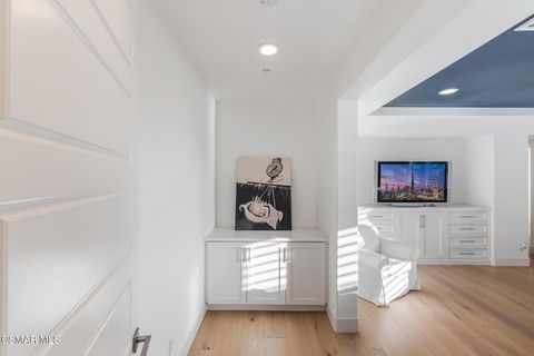 Tiny photo for 13148 Bent Grass Place, Moorpark, CA 93021 (MLS # 226000592)