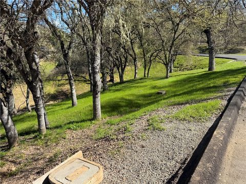 Tiny photo for 2751 Oak Shores, Bradley, CA 93426 (MLS # NS26090585)