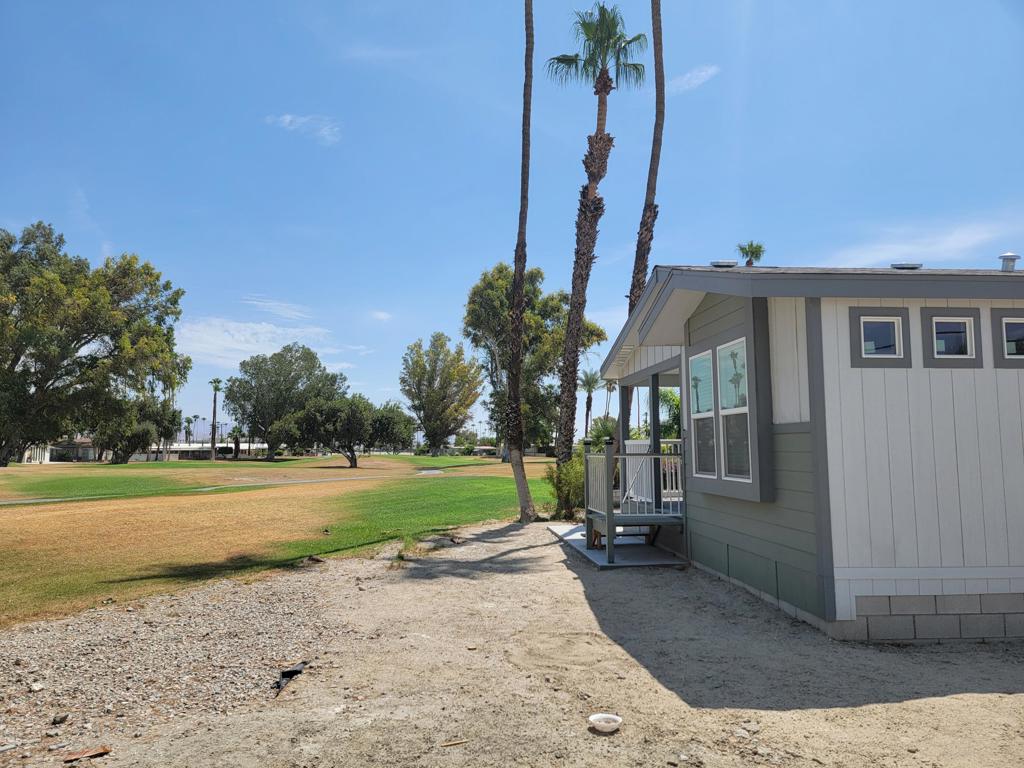 Tri Palm Estates - Manufactured In Park