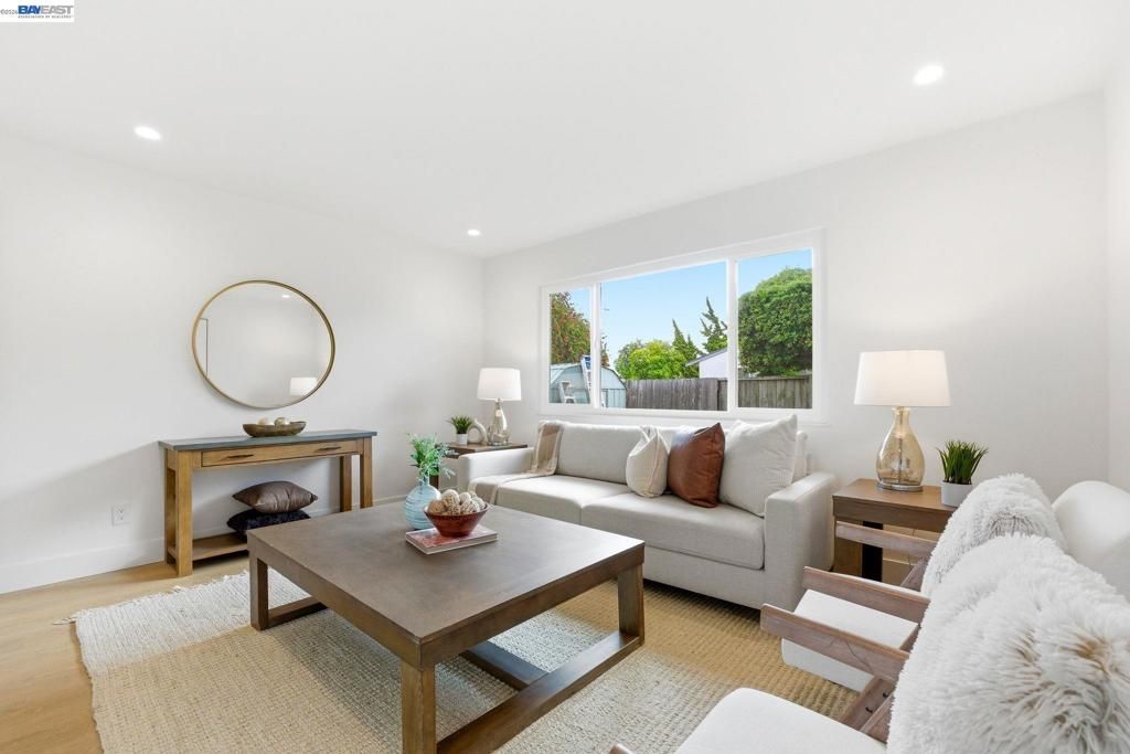 Photo of 5584 Tilden Pl Pl, Fremont, CA 94538 (MLS # 41131209)