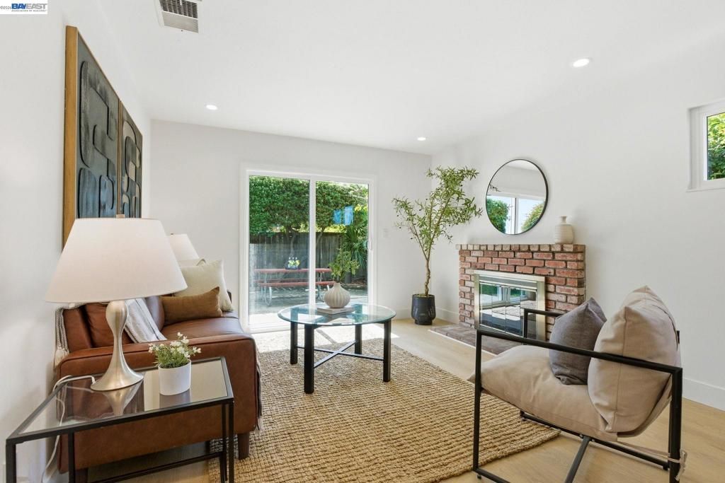 Photo of 5584 Tilden Pl Pl, Fremont, CA 94538 (MLS # 41131209)