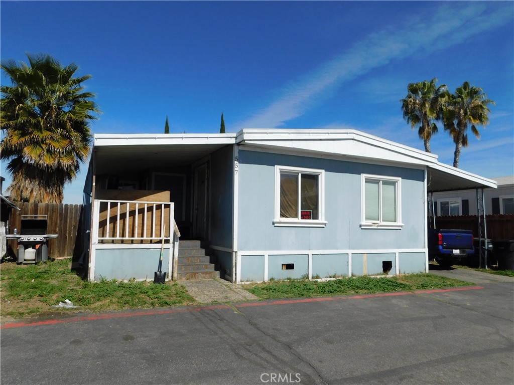 1097 N State Street 557