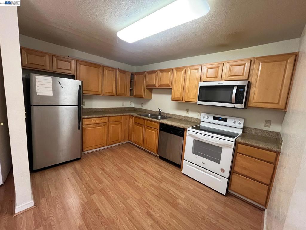 16006 E 14Th St 213