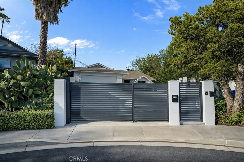 16461 Gunther Street