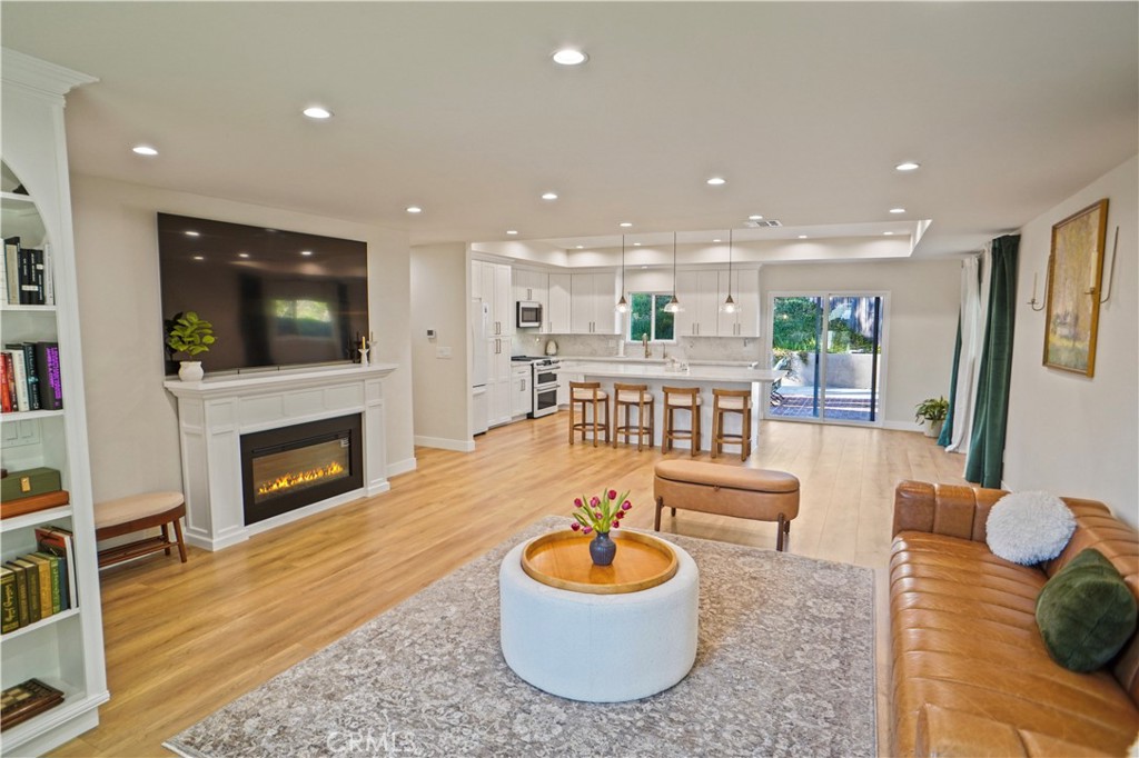 16461 Gunther Street