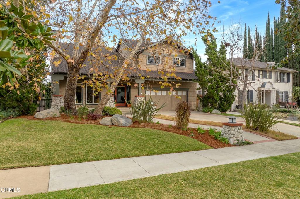 924 S Oakland Avenue