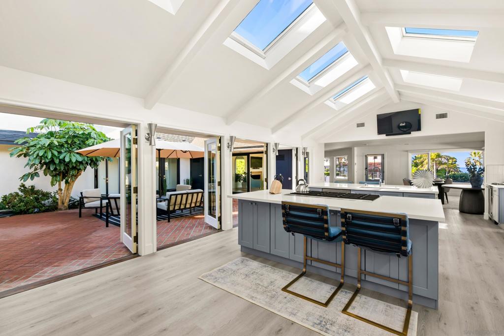 La Jolla - Residential Lease