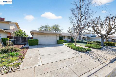 Photo of 555 555 Ontario Dr Dr, Livermore, CA 94550 (MLS # 41126731)