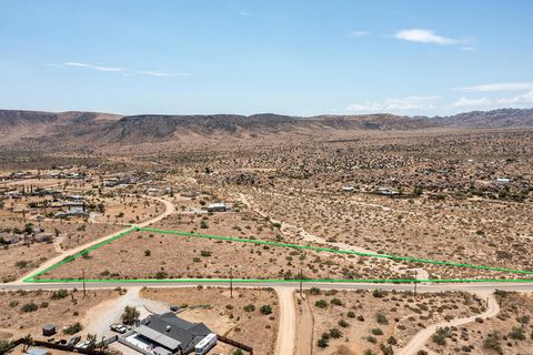Photo of 201 Pipes Canyon Road, Pioneertown, CA 92268 (MLS # 219146103PS)