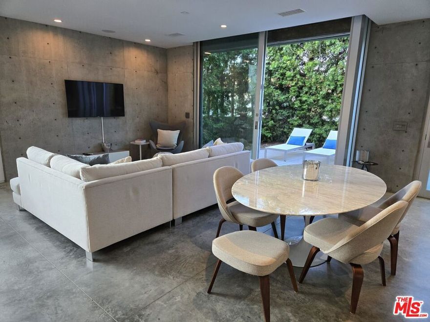 Rent a beautifully designed private studio in the heart of Venice. This space features modern, updated finishes and a private entrance for added convenience and privacy. Available furnished or unfurnished, it offers flexibility to fit your style and needs. Located just moments from the beach, trendy Abbot Kinney, and vibrant local cafes, you'll enjoy everything Venice has to offer right at your doorstep. The studio also includes a secure, gated parking spot, ensuring peace of mind in this sought-after neighborhood.