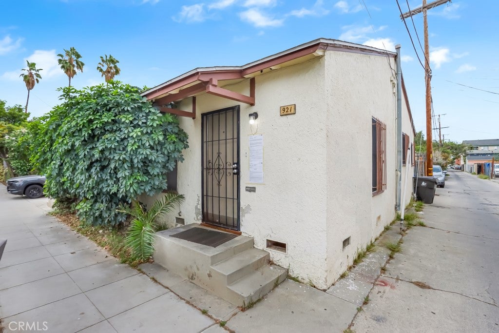 919 Hoffman