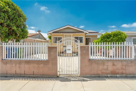 Photo of 1206 E Cruces ST, Wilmington, CA 90744 (MLS # SB26119991)