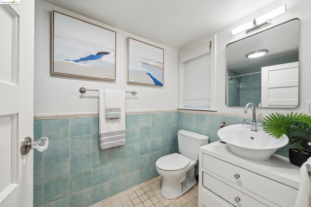 OAKMORE - Residential