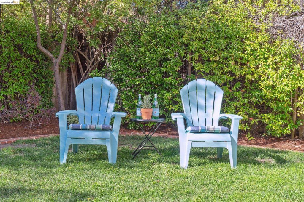 OAKMORE - Residential