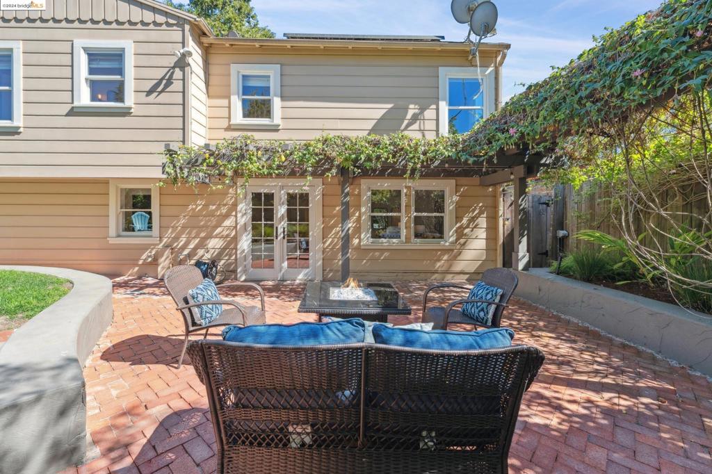 OAKMORE - Residential