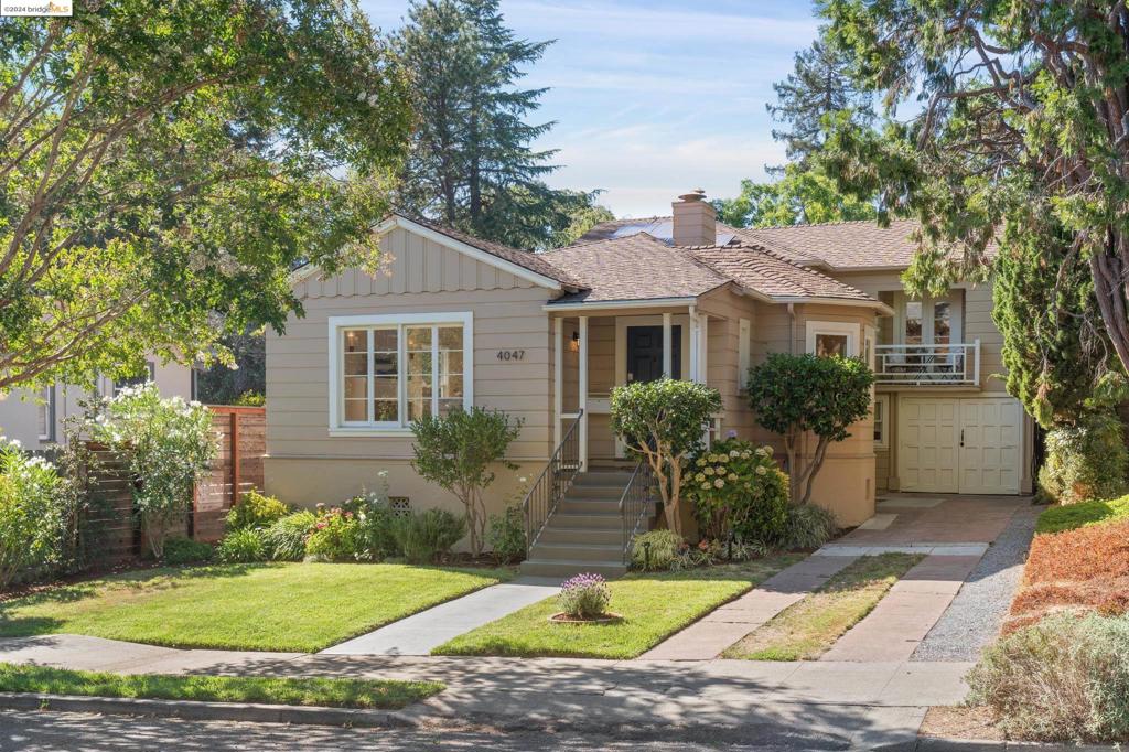 OAKMORE - Residential