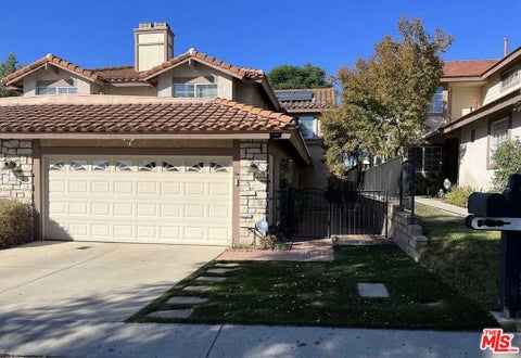 Photo of 5407 Isabella Court, Agoura Hills, CA 91301 (MLS # 26979395)
