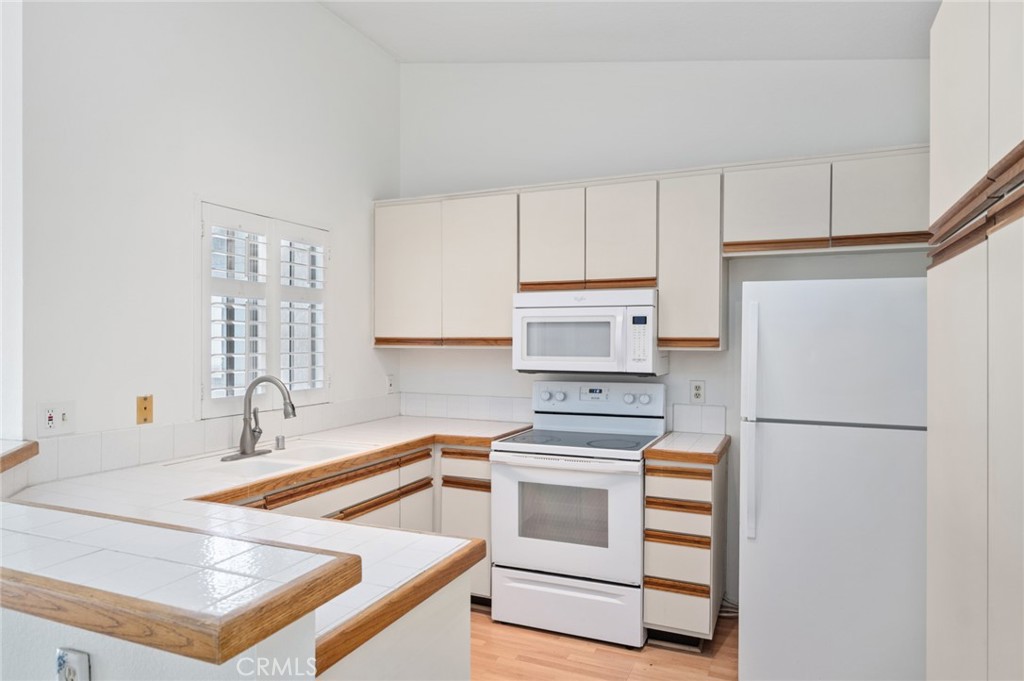 12143 Sylvan Riv 147