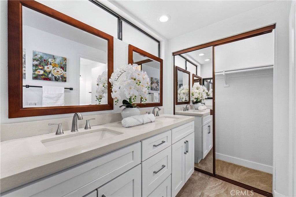 31 Claret, Irvine CA 92614 - Photo 25