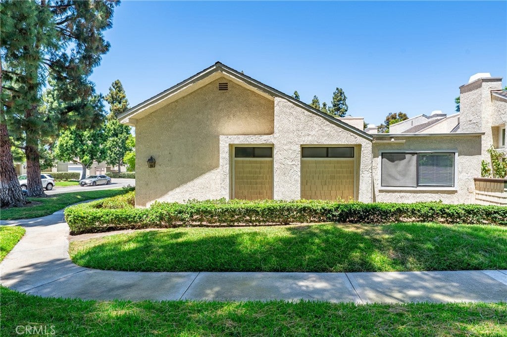 31 Claret, Irvine CA 92614 - Photo 32