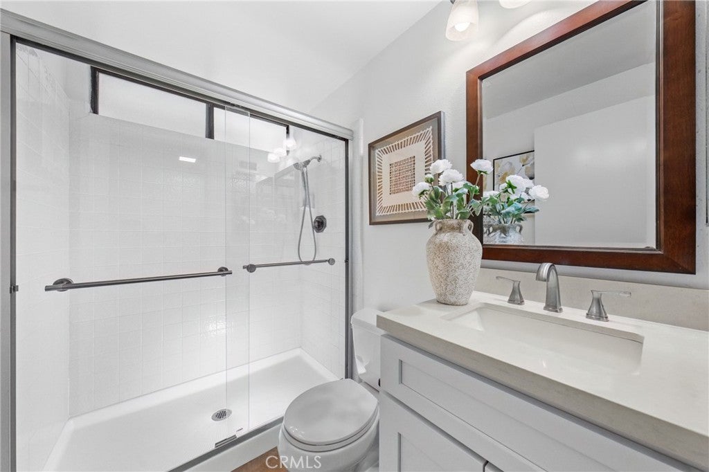 31 Claret, Irvine CA 92614 - Photo 18