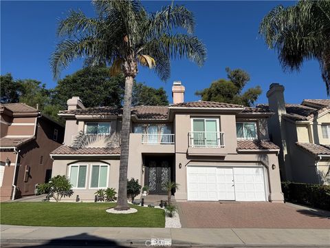 Photo of 5711 Aura Ave AVE, Tarzana, CA 91356 (MLS # SR26117803)
