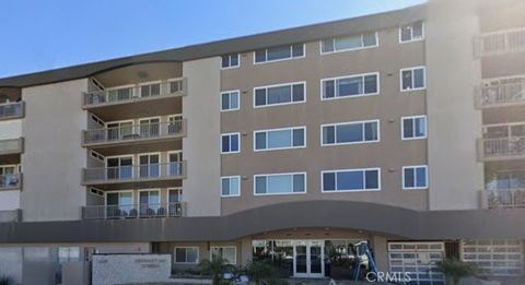 Photo of 310 Fernando St #100, Newport Beach, CA 92661 (MLS # PW26010943)