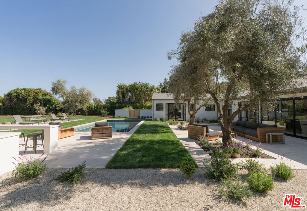 99 Sierra Vista Road