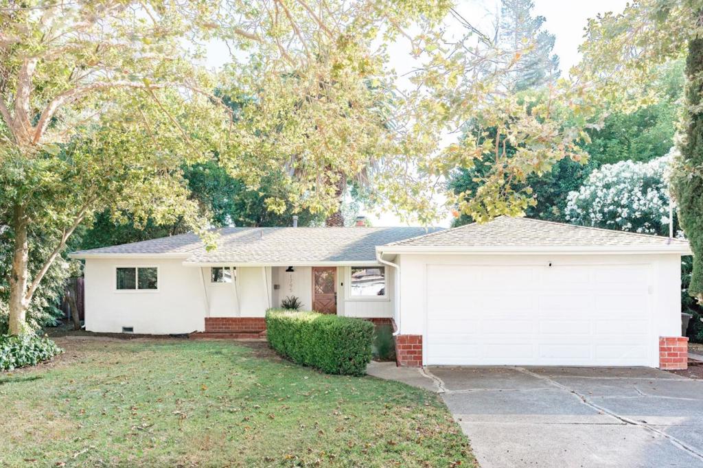 Newly updated home on a beautiful tree-lined street in Dana Estates. Kitchen was fully remodeled with white cabinets, blue island front, quartz countertops and new appliances. Main floors all updated with engineered wood, both bathrooms updated with tile floor, and all 3 bedrooms with new carpet. Most windows were also replaced. All work was done in 2021. Large backyard with plenty of room for an addition, ADU, pool, and so much more. Dana Estates is a community with fun events including a Fall Craft Fair, Holiday Light contest, monthly newsletter and the Gehringer Park and Swim Club. Dana Estates is a little under 2 miles from downtown Concord and the Concord BART Station. Open House on Saturday and Sunday, July 27th and 28th.