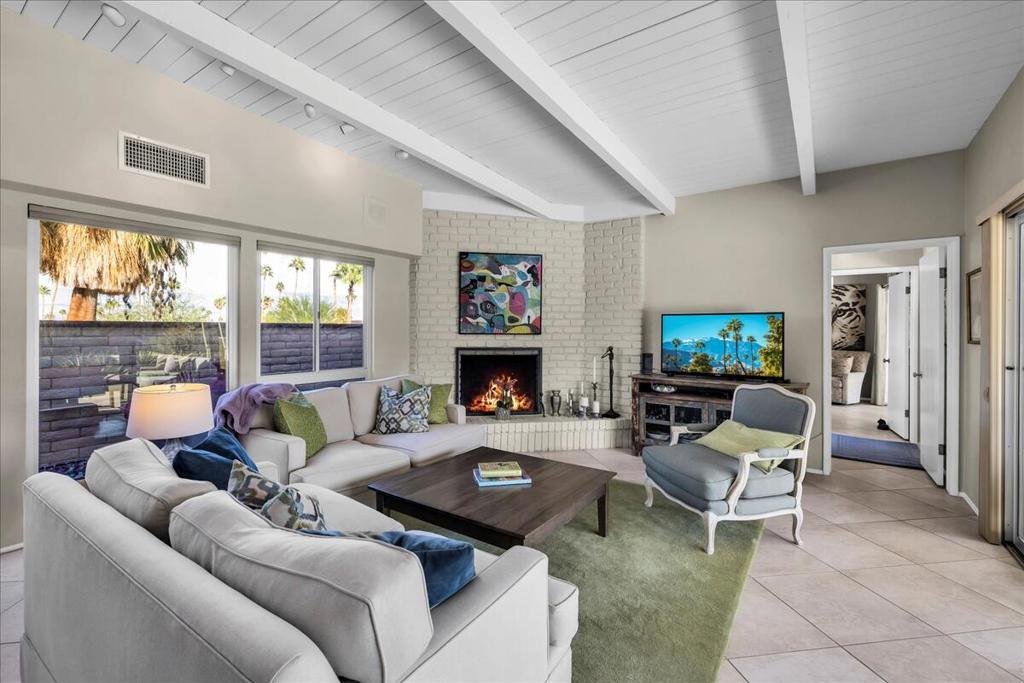 Silver Spur Ranch - Residential