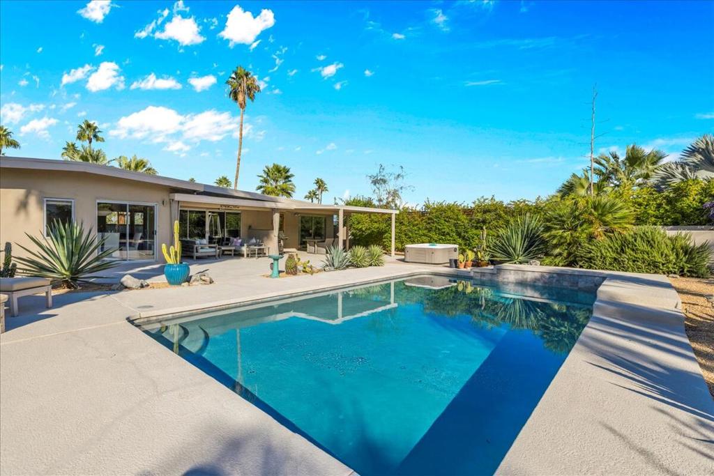 Silver Spur Ranch - Residential